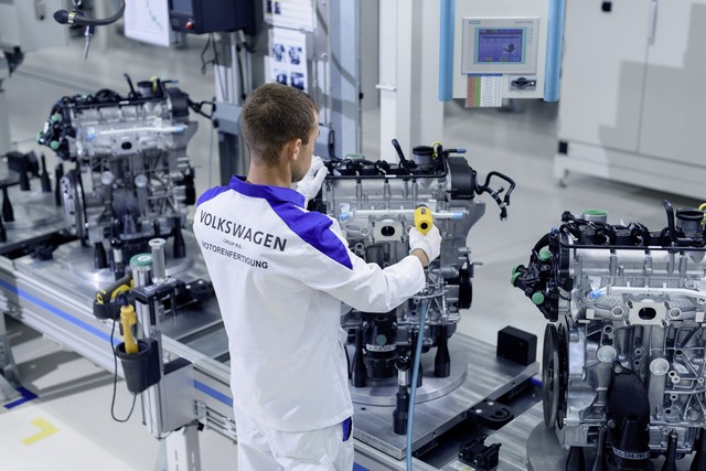 Le Groupe Volkswagen inaugure sa nouvelle usine de moteurs en Russie  205258thddb2015fa00061large