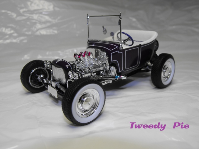 Tweedy Pie (Ed ROTH) 205484tweedypie48