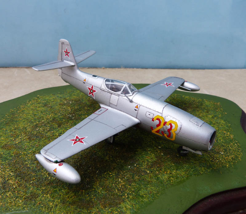 [Chrono Août 2014] Special Hobby - Yak 23 "Flora". 205993Yak2349