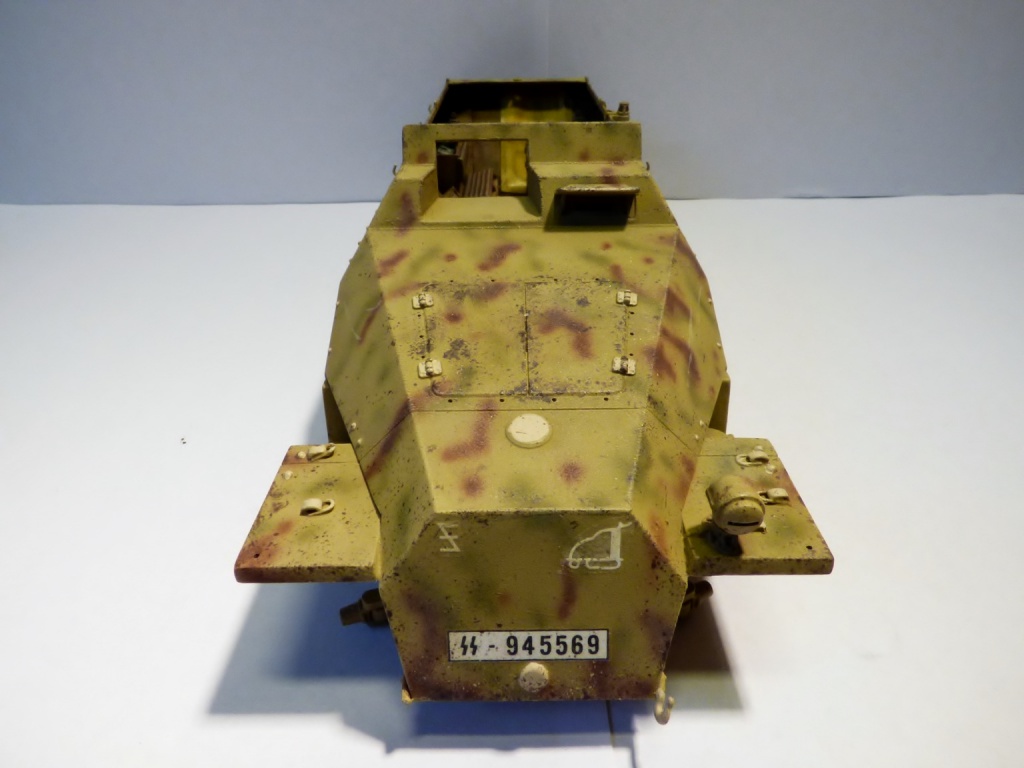 SdkFz 251 / 9  Tamiya / AFV - Page 2 218312P1070121Copier