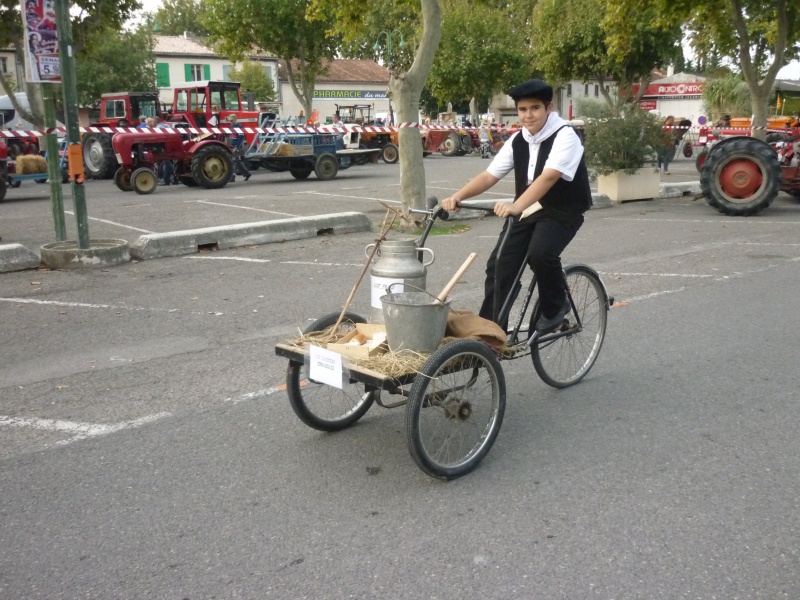 Défilé des vieux tracteurs 219909SENAS5Oct2014019