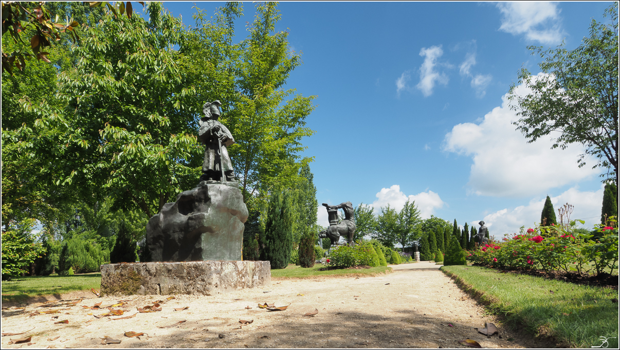 Egreville et le jardin musée Bourdelle 224756LR6P5210031