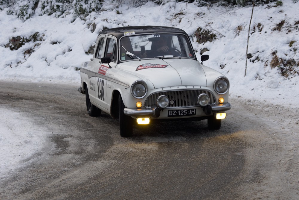 17ème RALLYE MONTE-CARLO HISTORIQUE 22 Janvier/29 Janvier 2014 - Page 17 228063DSC6087zr1n296