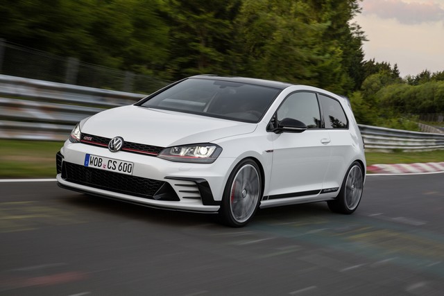 La nouvelle Golf GTI ClubSport: Le modèle qui célèbre le 40ème anniversaire de la Golf GTI  229941thddb2015au01321large