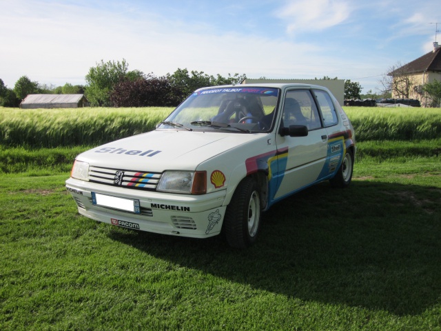 205 Rallye 1988 et 205 mi 16 piste - Page 2 235711IMG3675