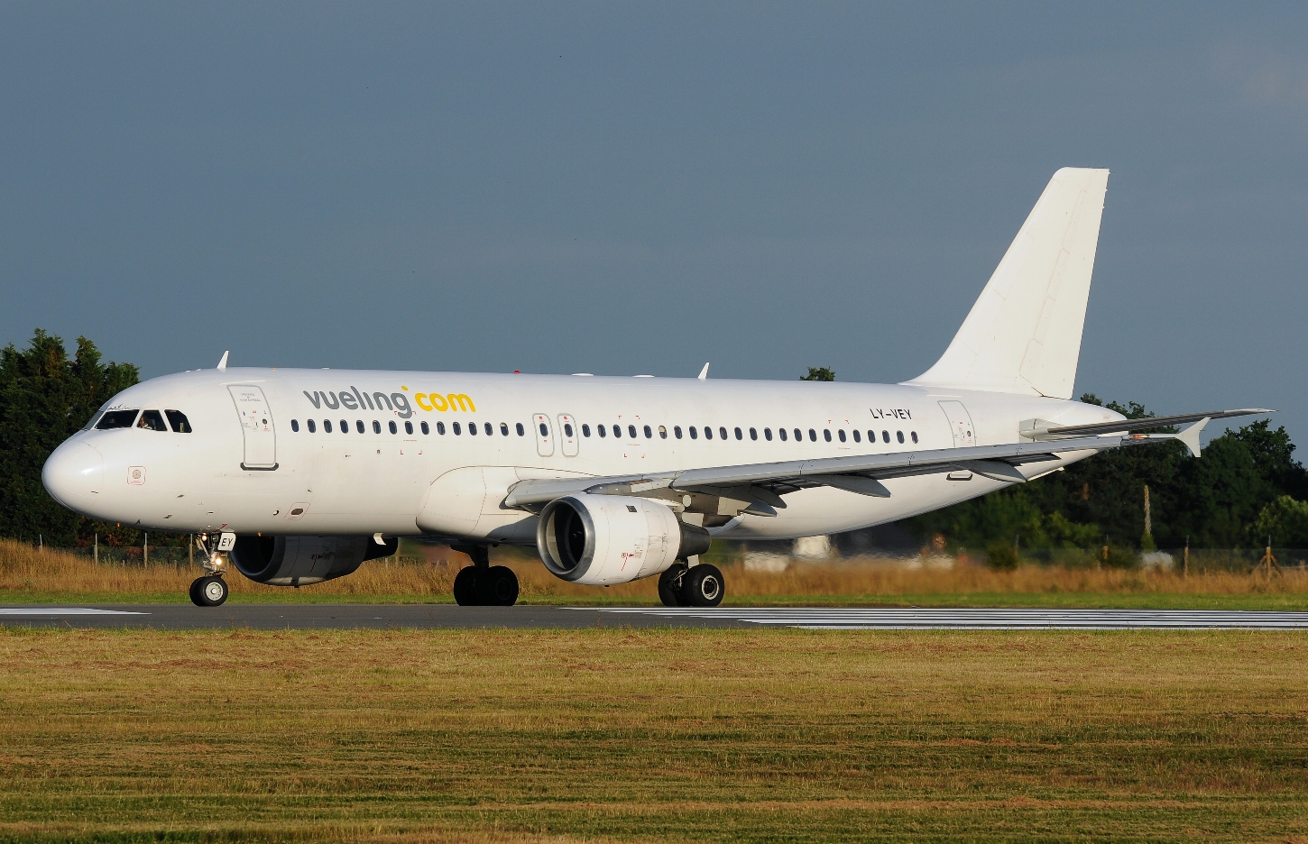 Spotting du 29/06/2014  243292ECLYVEY20140629CHATEAUBOUGON029