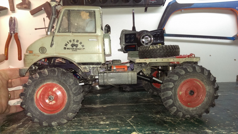 Un nouveau ARRIVE : UNIMOG 406 243894IMAG1711