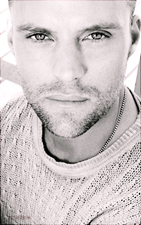 Jesse Spencer 24833211