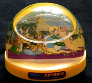 Boule a neige du Parc Astérix 2522482002