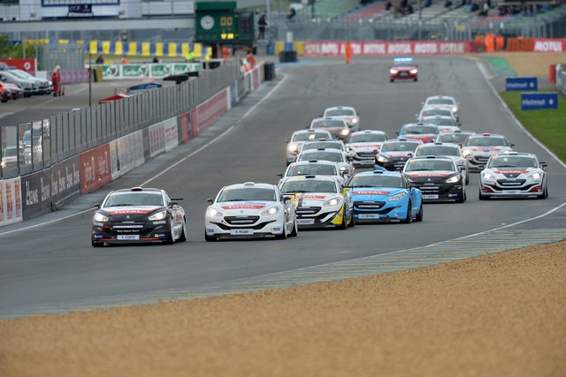 RCZ RACING CUP : Étape estivale au Val de Vienne pour la RCZ Racing Cup 252657554676e04e285