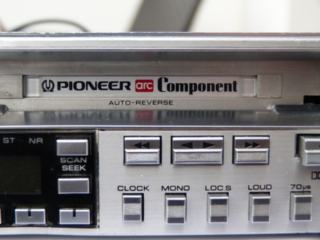 Pioneer Kex73; le 1er autoradio Component format DIN 254934P1190674