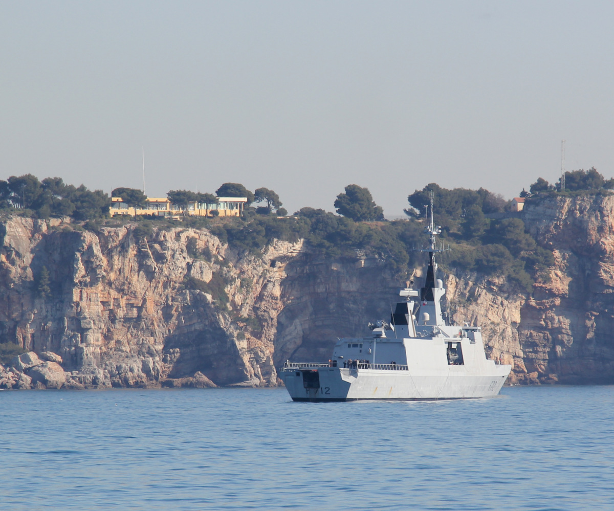 [Les ports militaires de métropole] Port de Toulon - TOME 1 - Page 9 260691IMG5827