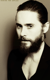 Jared Leto - Page 3 268314J58