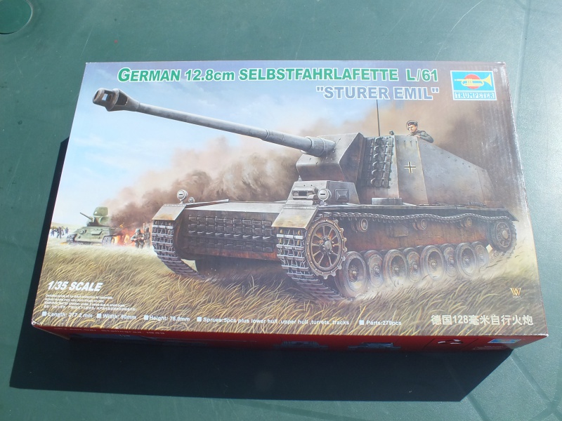 German 12,8 cm Selbstfahrlafette L/31 "Sturer Emil" Trumpeter 1/35 N° 00350 272055DSCF5978