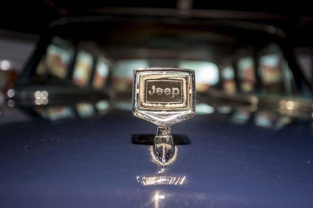 Jeep® fête ses 75 ans à MotorVillage Champs-Elysées 278222Wagoneer5