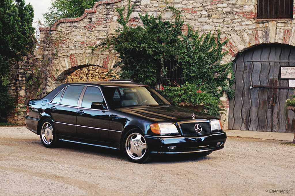 les plus belles photos de Mercedes-Benz classe S w140 et c140... juste pour rêver et pour le plaisir des yeux - Page 6 283702mbw140bellephoto0153