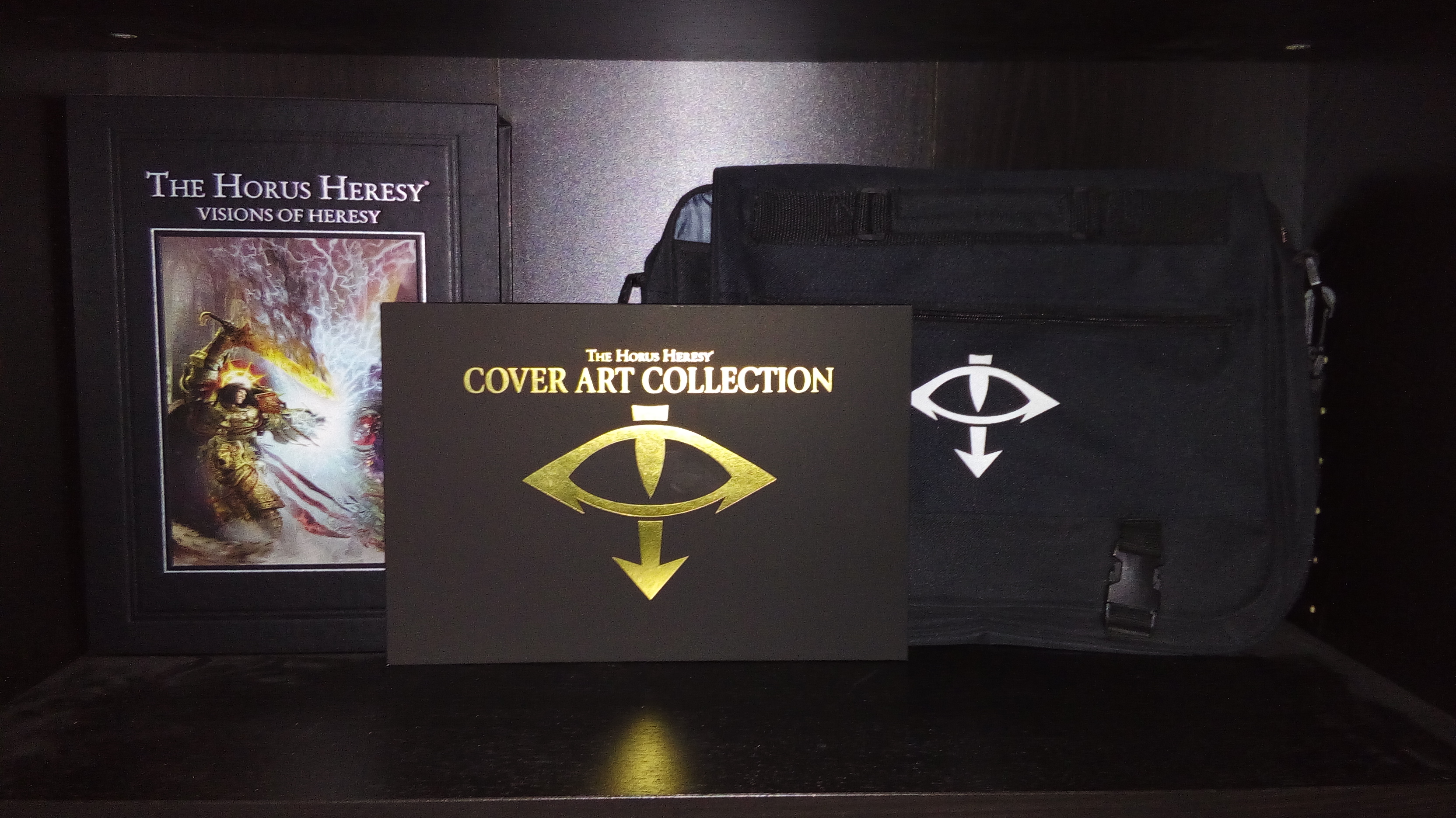 [Horus Heresy] Cover Art Collection - Artbook 289799555