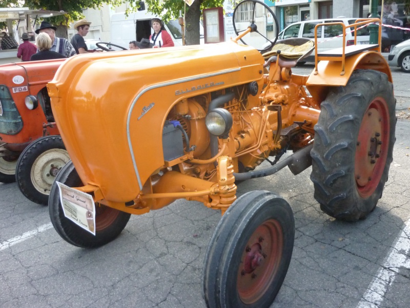 Défilé des vieux tracteurs 294460SENAS5Oct2014165