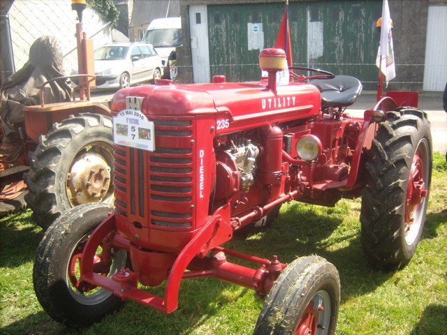 Landelles et Coupigny 2016 (voitures anciennes et tracteurs anciens) 302198GEDC2683