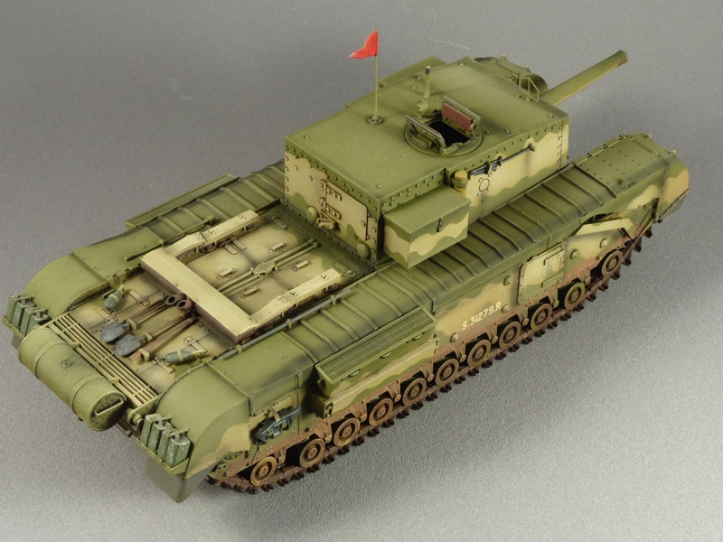 CHURCHILL 3 INCH 20 CWT - AFV CLUB 1/35 - Page 4 311883P1020770