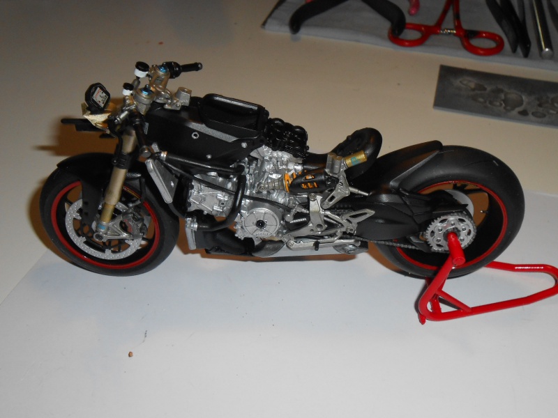 Ducati Panigale 1199 Tamiya 1/12 313760Torpilles006