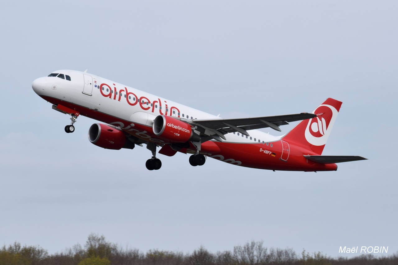 [02/04/2016] Airbus A320 (D-ABNT) Air Berlin  321001017