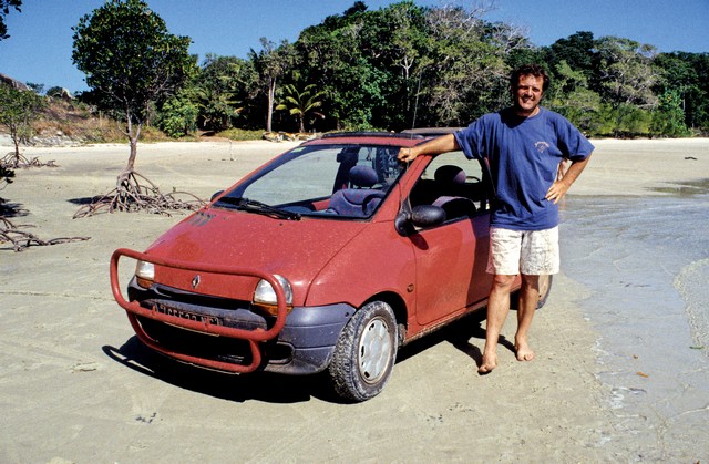 TWINGO entre dans la postérité au pays des kangourous 3280918571616