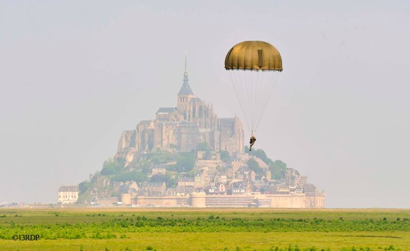 Armée Française  33095196982410151480543002081472194315n