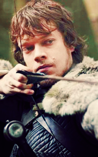 Alfie Allen 331515alfie19