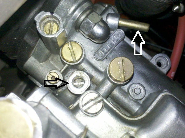 restauration 2000 "façon puzzle"QUESTION CARBUS?! - Page 4 338449carb4