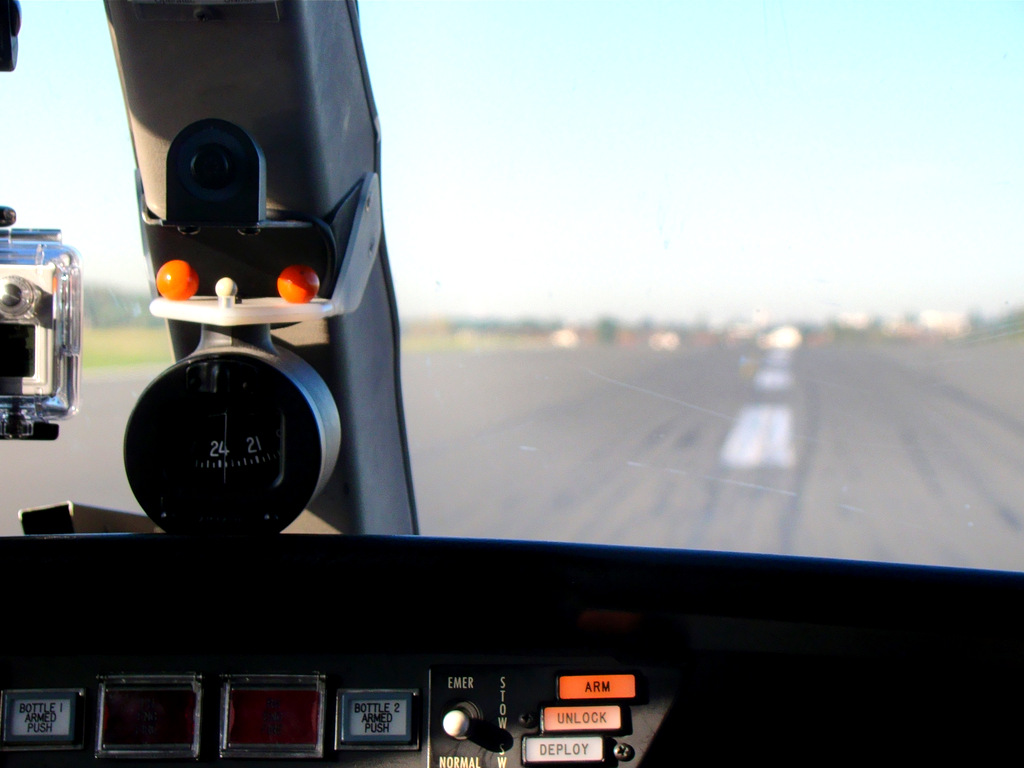 Vol en Cessna 550 CitationII , Cannes-Le Bourget 339529DSC03426