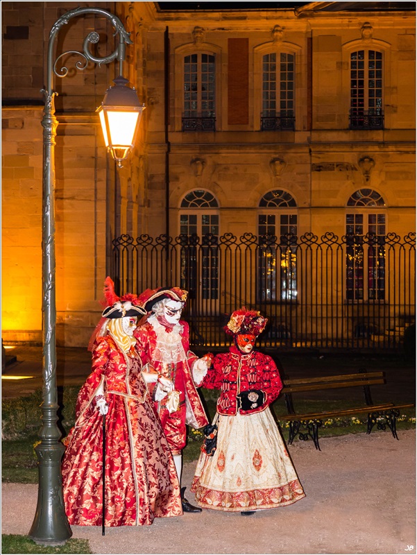 CARNAVAL VENITIEN DE REMIREMONT ( Les Photos )  - Page 3 340351LR4P1030095