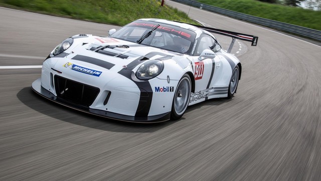 Porsche dévoile officiellement sa nouvelle 911 GT3 R 343699PorscheAG911GT3R20154