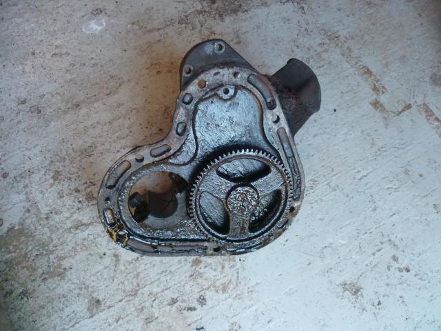 Ma dernière acquisition, un moteur INTERNATIONAL 34386721_forum_palier_cote_commande_soupape