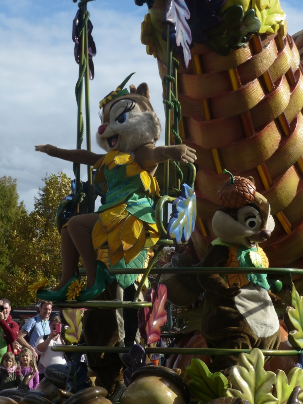 Trip Report d'une journée drôlement effrayante le 8 octobre pour Halloween et TR d'un séjour au Cheyenne les 19 et 20 novembre pour Noël :) 351333P1240178