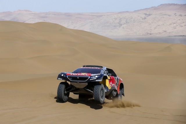 Silk Way Rally Étape 9 : Podium 100% Bleu, 100% Peugeot 35612105316001FGStage90049