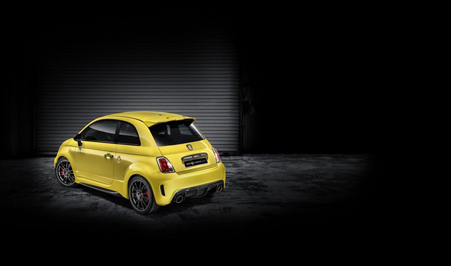 Abarth Au Salon de Francfort 356763Abarth695Recordvuearrire