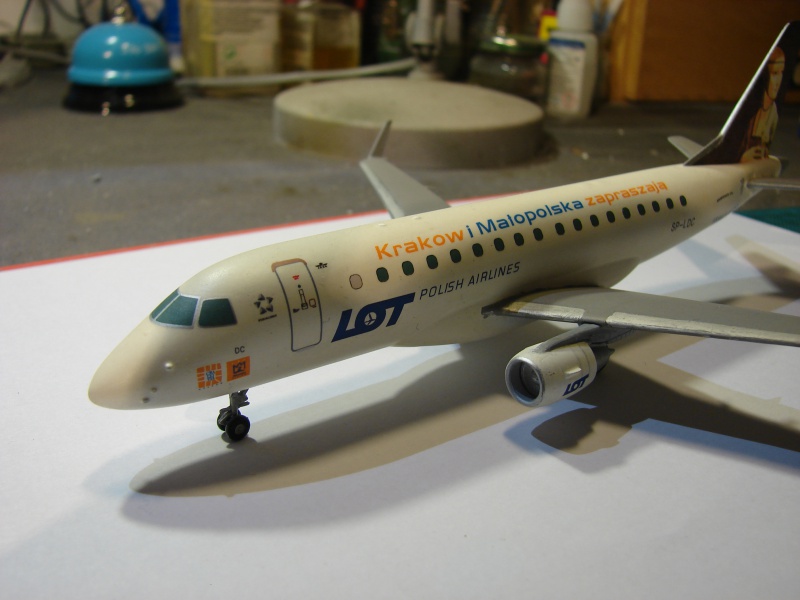 Embraer 170 1/144 Hasegawa  357175021