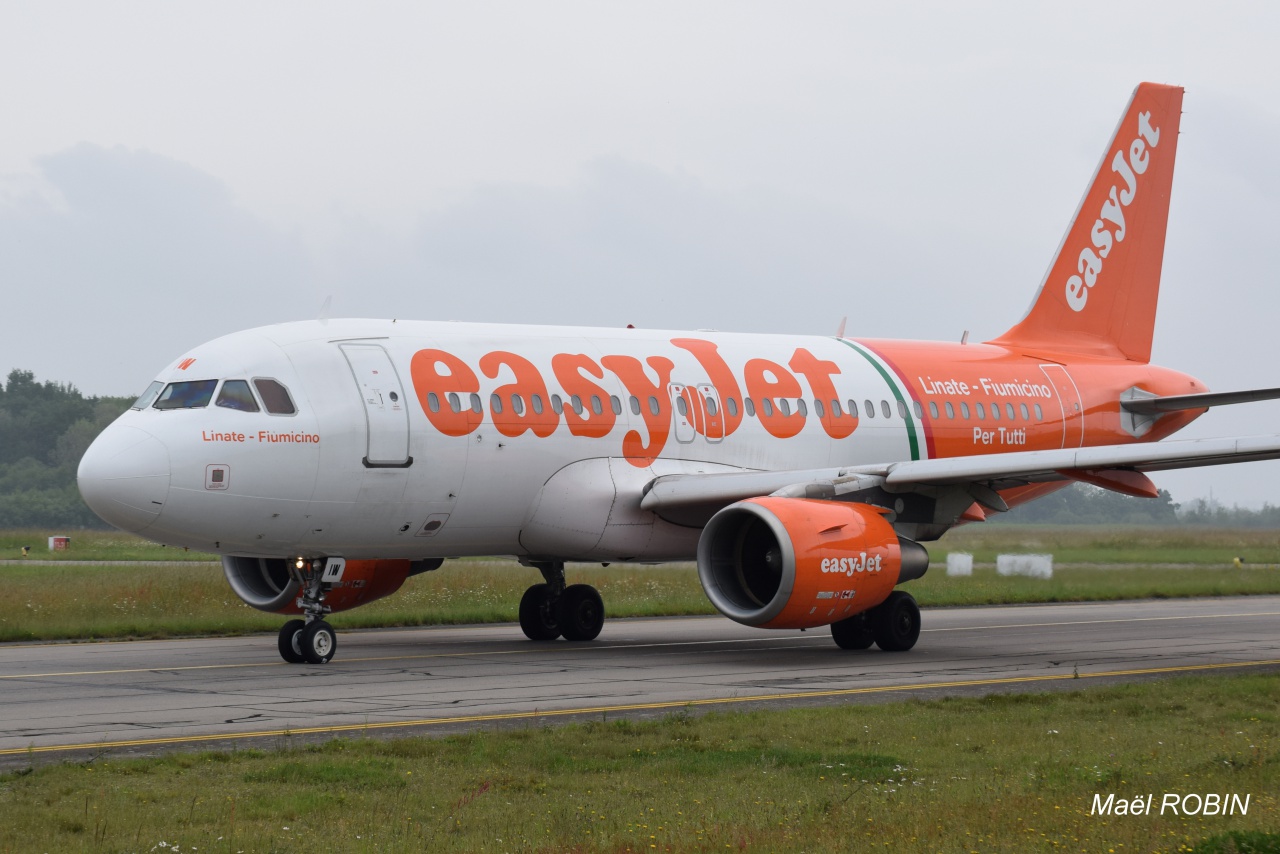 [29/05/2016] Airbus A319 (G-EZIW) EasyJet "Linate - Fiumicino" c/s 359713DSC00226