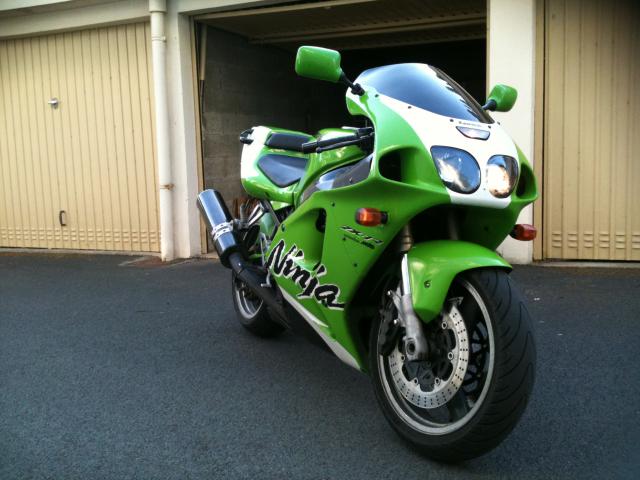 [Vends] Kawasaki ZX-7R 45000 Kms 1999 - 4000€ 362829IMG0588