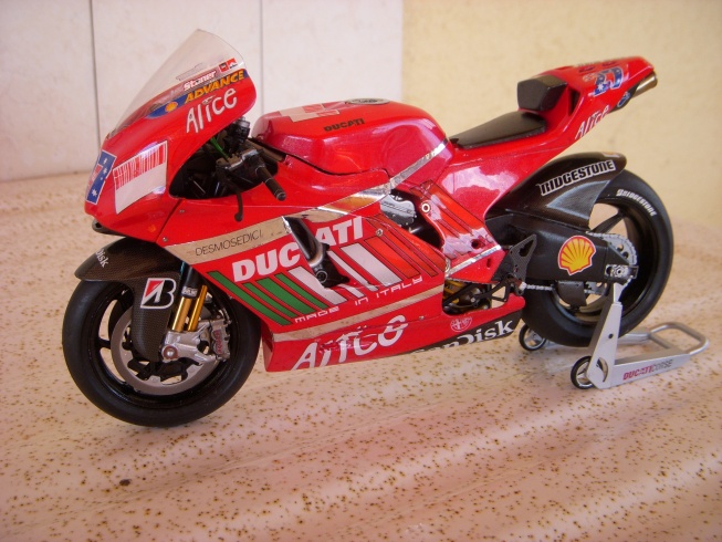 DUCATI GP7 - Page 4 3761879460