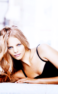 Marloes Horst 376748M35