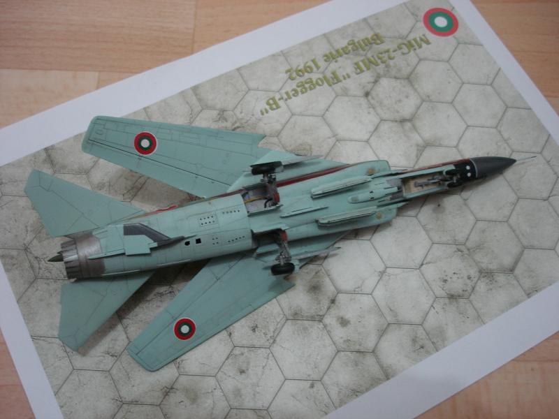 [Hasegawa] MiG23 MF "Flogger-B" 1/72 - Page 8 381192DSC06325