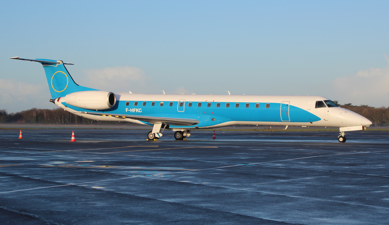  [16/02/2014] Embraer ERJ145 (F-HFKC) Enhance Aero Groupe 388921IMG5712