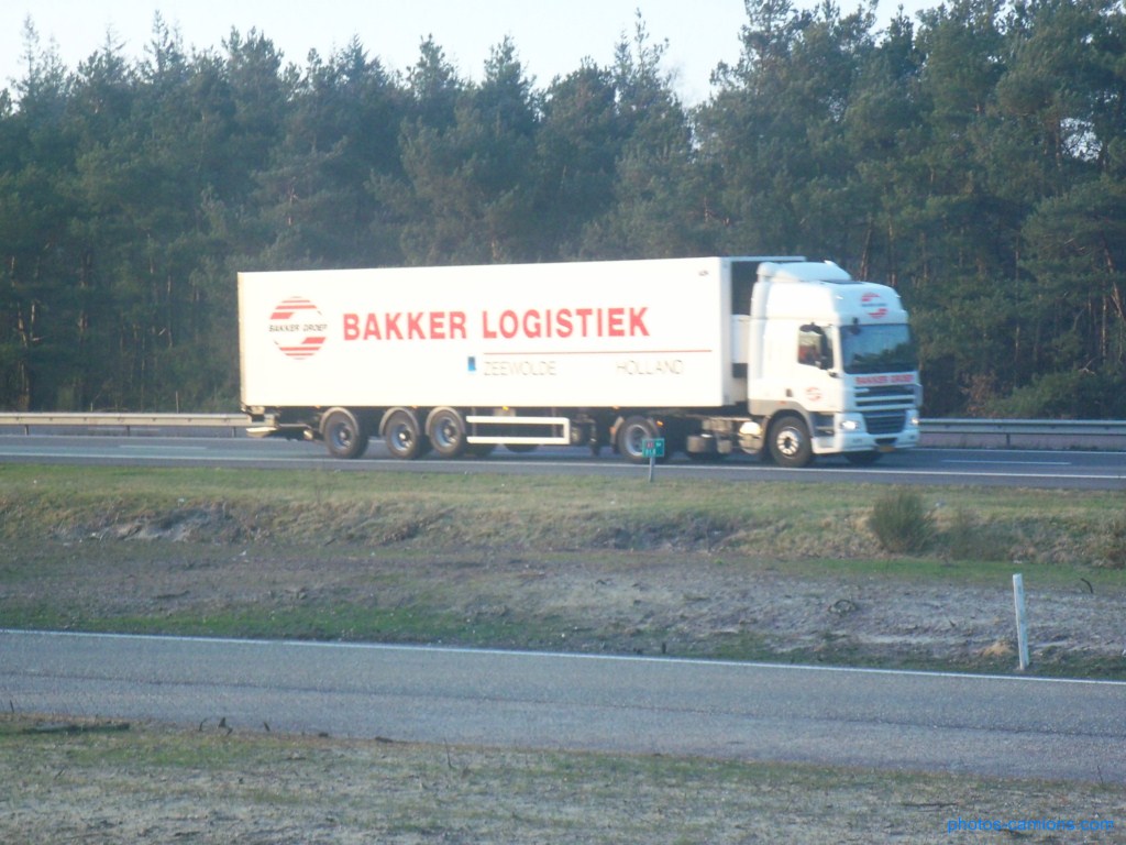  Bakker Logistiek  (Zeewolde) (groupe STEF) 389264photoscamions25Mars2012155Copier