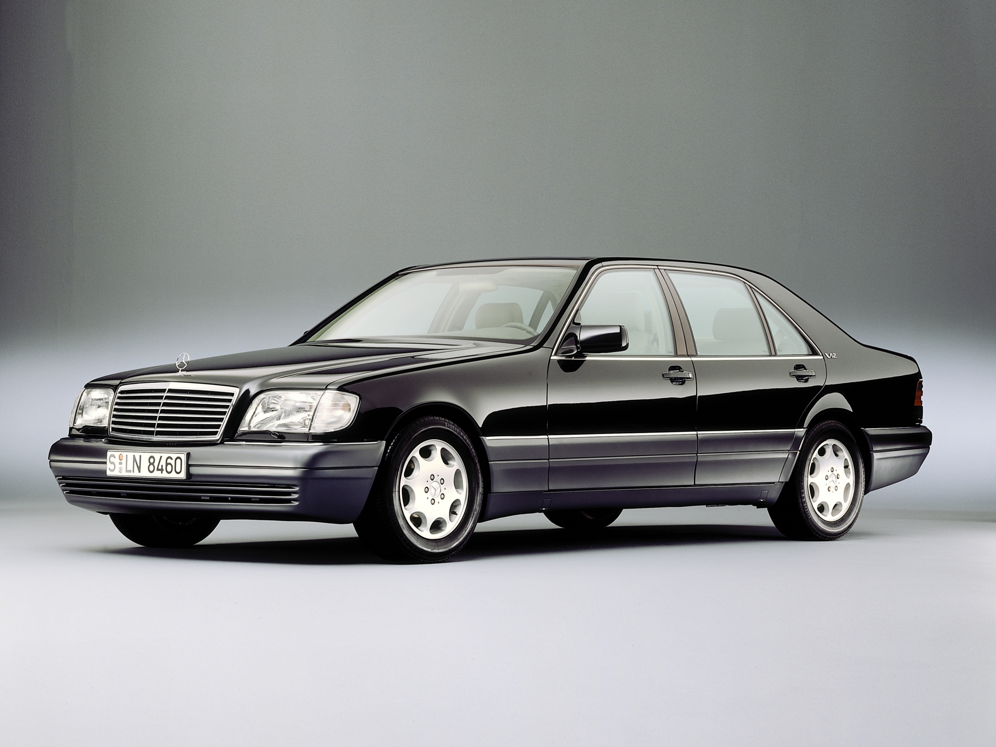 les plus belles photos de Mercedes-Benz classe S w140 et c140... juste pour rêver et pour le plaisir des yeux - Page 4 389697mbw140bellephoto0094