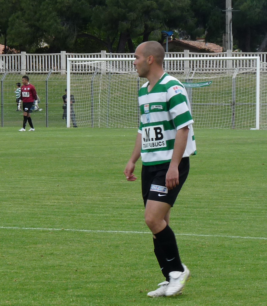 CETTE ( SETE ) ILE SINGULIERE REVIENT EN ( CHAMPIONNAT  DE)  FRANCE DE FOOTBALL AMATEUR  CFA 2 !!!!!!! - Page 3 391842Photo095