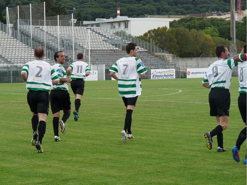 CETTE ( SETE ) ILE SINGULIERE REVIENT EN ( CHAMPIONNAT  DE)  FRANCE DE FOOTBALL AMATEUR  CFA 2 !!!!!!! - Page 3 394814Photo092