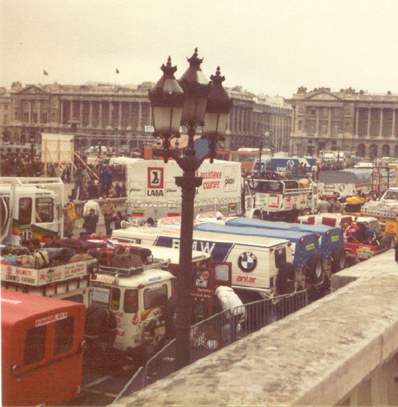 Retrospective descente ancienne nationale 20 Paris Dakar 28 décembre 2016 - Page 2 399025jlcdakar83departco8