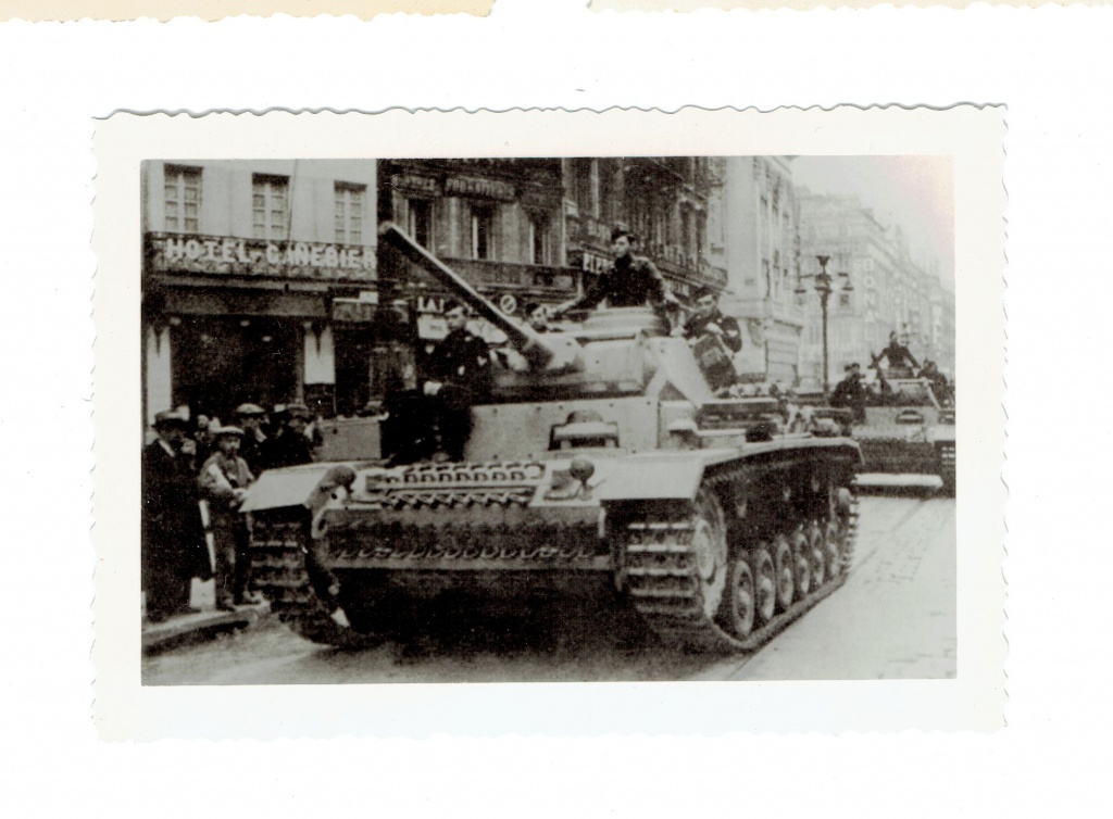 la 7e panzer division 4102367epanzerdivMarseille1942